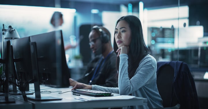 Closing the Gap Between IT and Business Teams: Strategies for Enterprise-Wide Collaboration